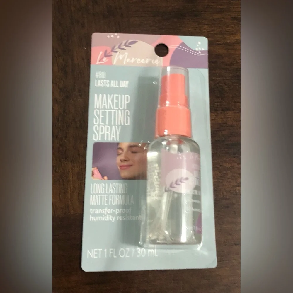Makeup Setting Spray Last All Day. 1 fl oz